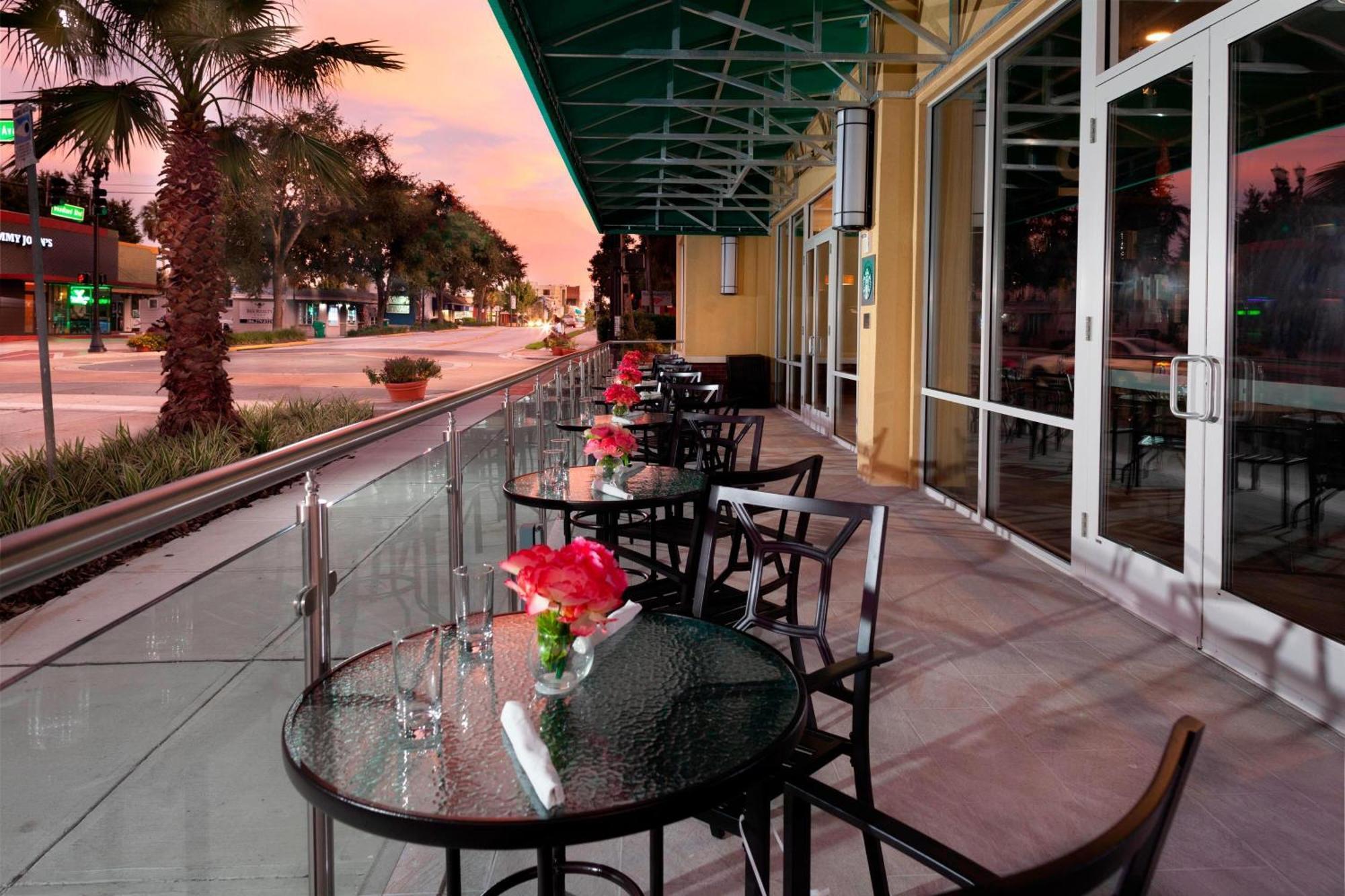 Courtyard By Marriott Deland Historic Downtown Hotel Exterior photo